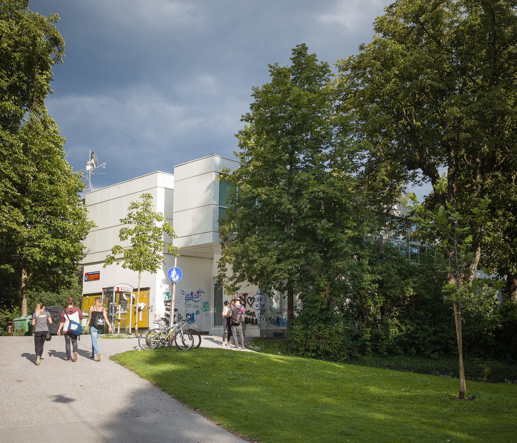 Cultural activity around Forum Stadtpark